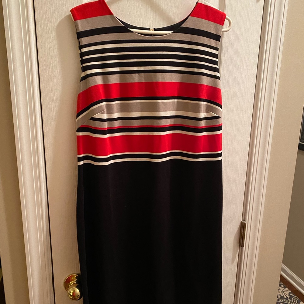 Modern striped Calvin Klein dress, size 16W
